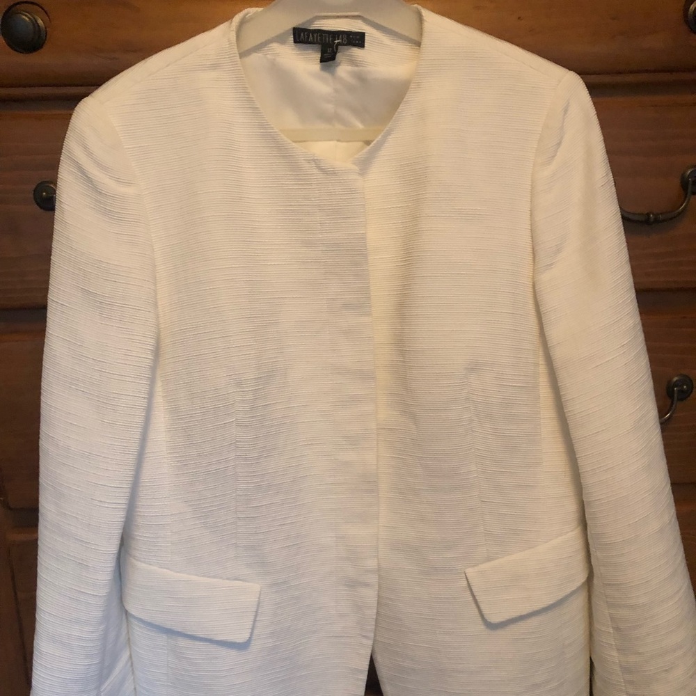 Beautiful Lafayette 148 NY white jacket
